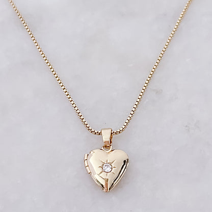 VIVI's geheimes Medaillon