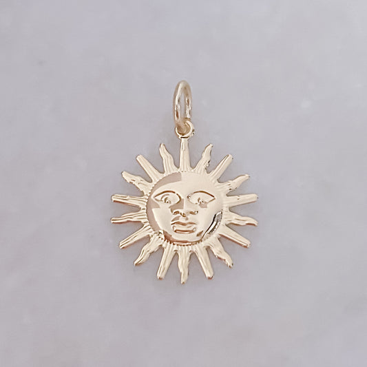 Sol d'Oro - Charm