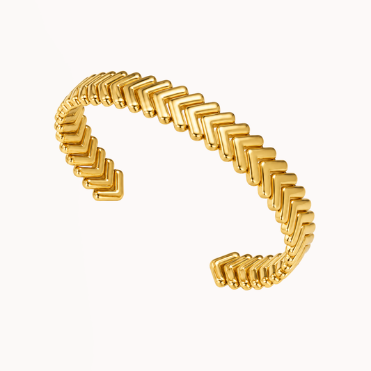 Lizzy Cuff