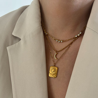 Kae Necklace