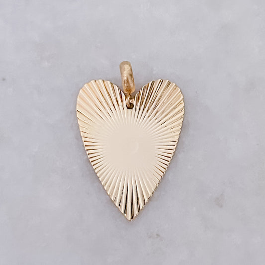 Großer goldener Herzanhänger