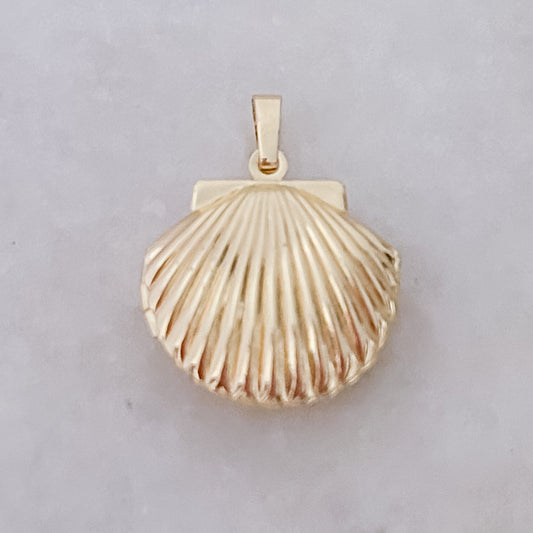 Shell Locket - Charm